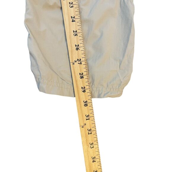 Columbia Women's Khaki Cargo Capris with Button Adjustable Waist Size 8 - Picture 13 of 15